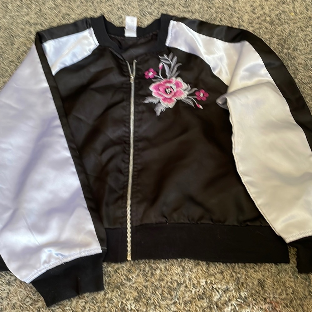 Silky baseball jacket w floral embroidery Sz Kids XXL or Adult Small